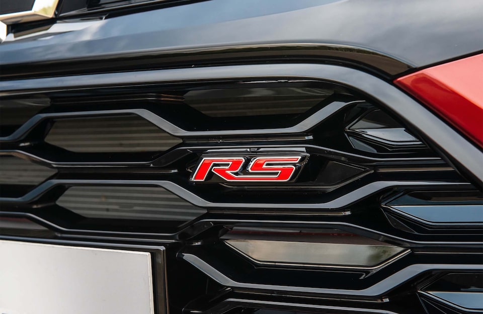 Logo  Chevrolet Tracker RS